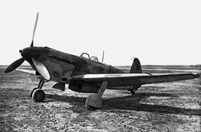 Иллюстрация к книге — Неизвестный Яковлев. "Железный" авиаконструктор [neizyak_1672_img_090.jpg]