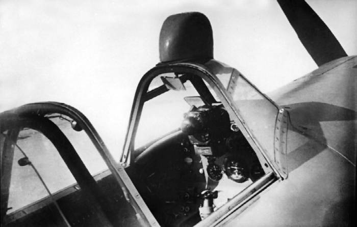 Иллюстрация к книге — Неизвестный Яковлев. "Железный" авиаконструктор [neizyak_1672_img_127.jpg]