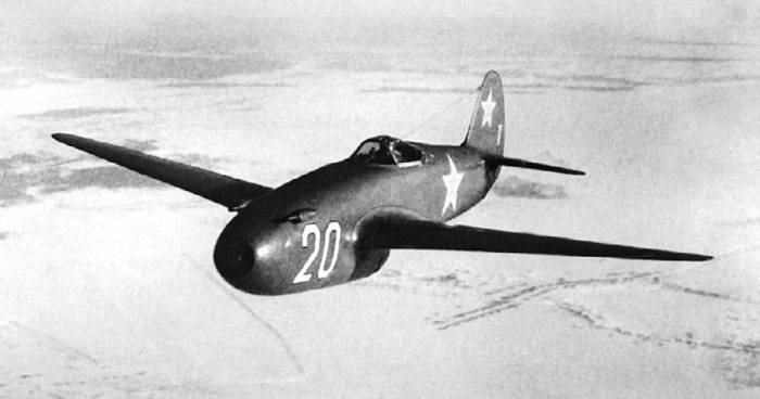 Иллюстрация к книге — Неизвестный Яковлев. "Железный" авиаконструктор [neizyak_1672_img_181.jpg]