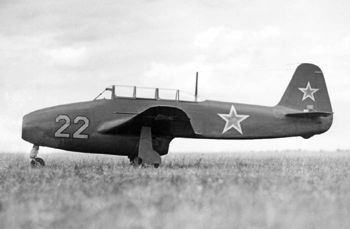 Иллюстрация к книге — Неизвестный Яковлев. "Железный" авиаконструктор [neizyak_1672_img_190.jpg]