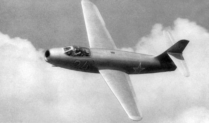 Иллюстрация к книге — Неизвестный Яковлев. "Железный" авиаконструктор [neizyak_1672_img_194.jpg]