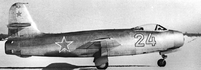 Иллюстрация к книге — Неизвестный Яковлев. "Железный" авиаконструктор [neizyak_1672_img_195.jpg]