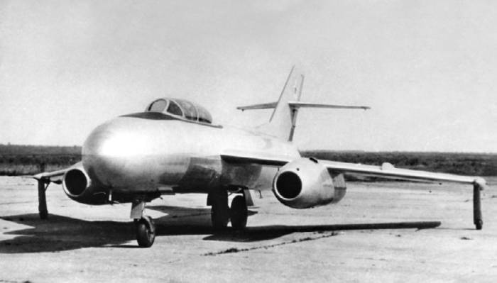 Иллюстрация к книге — Неизвестный Яковлев. "Железный" авиаконструктор [neizyak_1672_img_216.jpg]