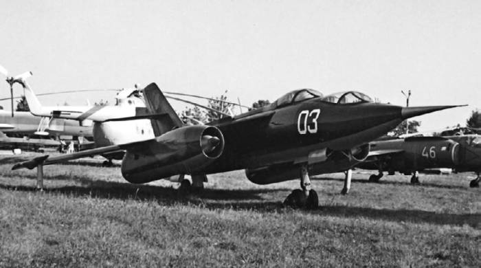 Иллюстрация к книге — Неизвестный Яковлев. "Железный" авиаконструктор [neizyak_1672_img_242.jpg]