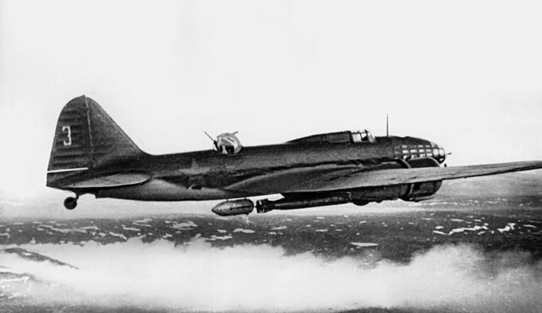 Иллюстрация к книге — Неизвестный Ильюшин. Триумфы отечественного авиапрома [i_020.jpg]