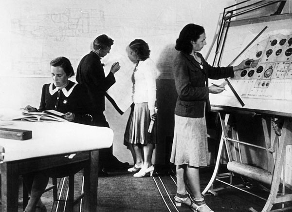 Иллюстрация к книге — Неизвестный Ильюшин. Триумфы отечественного авиапрома [i_041.jpg]