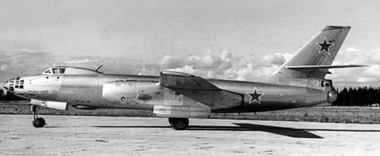 Иллюстрация к книге — Неизвестный Ильюшин. Триумфы отечественного авиапрома [i_081.jpg]