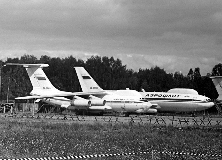 Иллюстрация к книге — Неизвестный Ильюшин. Триумфы отечественного авиапрома [i_165.jpg]