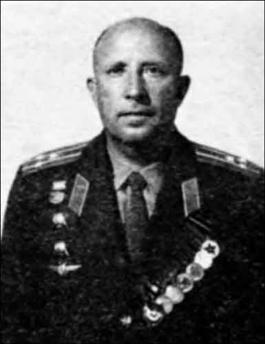 Иллюстрация к книге — Неизвестный Антонов [i_043.jpg]