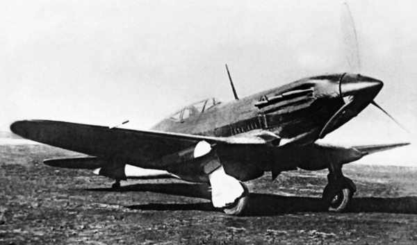 Иллюстрация к книге — Неизвестный "МиГ". Гордость советского авиапрома [i_007.jpg]