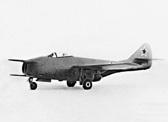 Иллюстрация к книге — Неизвестный "МиГ". Гордость советского авиапрома [i_029.jpg]