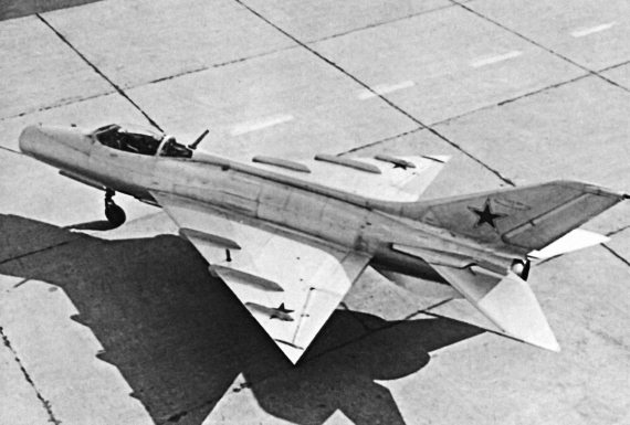 Иллюстрация к книге — Неизвестный "МиГ". Гордость советского авиапрома [i_106.jpg]