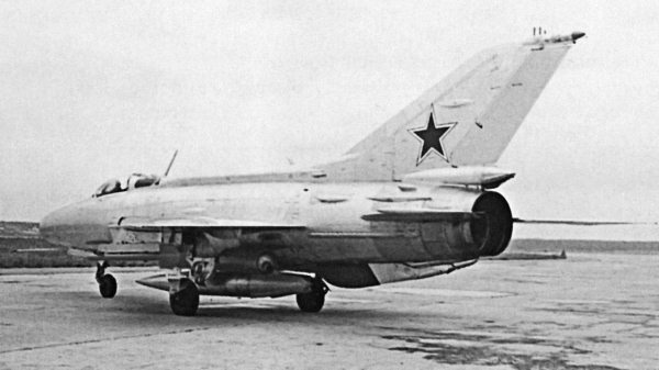 Иллюстрация к книге — Неизвестный "МиГ". Гордость советского авиапрома [i_110.jpg]