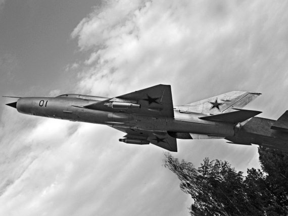 Иллюстрация к книге — Неизвестный "МиГ". Гордость советского авиапрома [i_119.jpg]