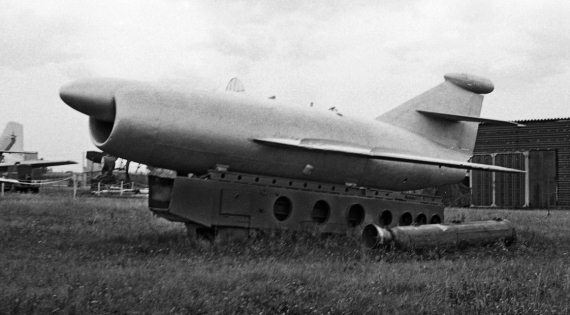 Иллюстрация к книге — Неизвестный "МиГ". Гордость советского авиапрома [i_168.jpg]