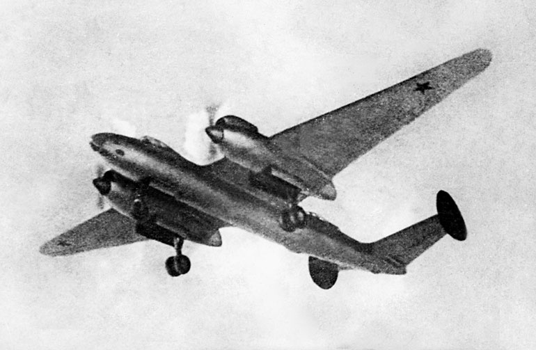 Иллюстрация к книге — Мясищев. Неудобный гений. Забытые победы советской авиации [i_008.jpg]