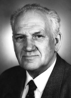 Иллюстрация к книге — Мясищев. Неудобный гений. Забытые победы советской авиации [i_015.jpg]