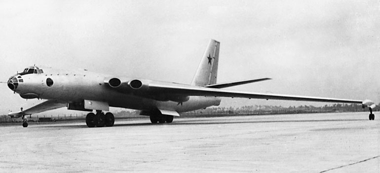 Иллюстрация к книге — Мясищев. Неудобный гений. Забытые победы советской авиации [i_041.jpg]