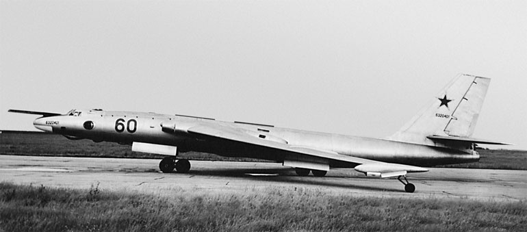 Иллюстрация к книге — Мясищев. Неудобный гений. Забытые победы советской авиации [i_062.jpg]