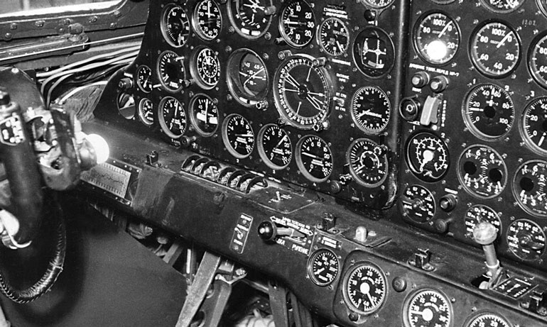 Иллюстрация к книге — Мясищев. Неудобный гений. Забытые победы советской авиации [i_070.jpg]