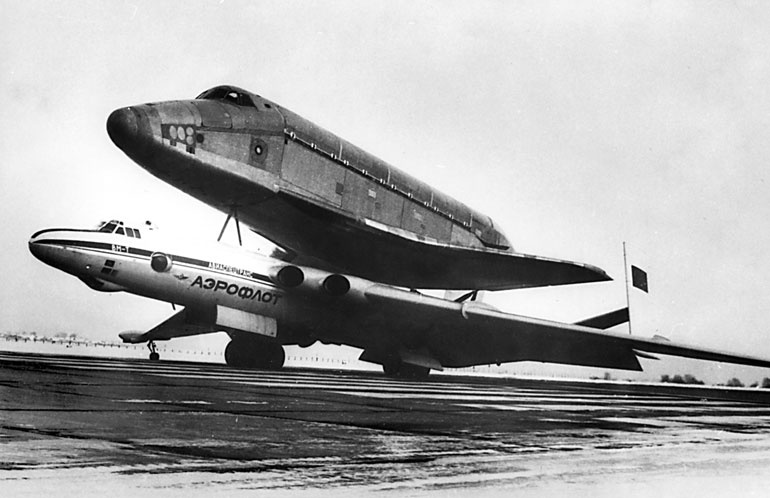 Иллюстрация к книге — Мясищев. Неудобный гений. Забытые победы советской авиации [i_091.jpg]