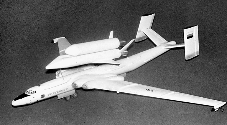 Иллюстрация к книге — Мясищев. Неудобный гений. Забытые победы советской авиации [i_095.jpg]