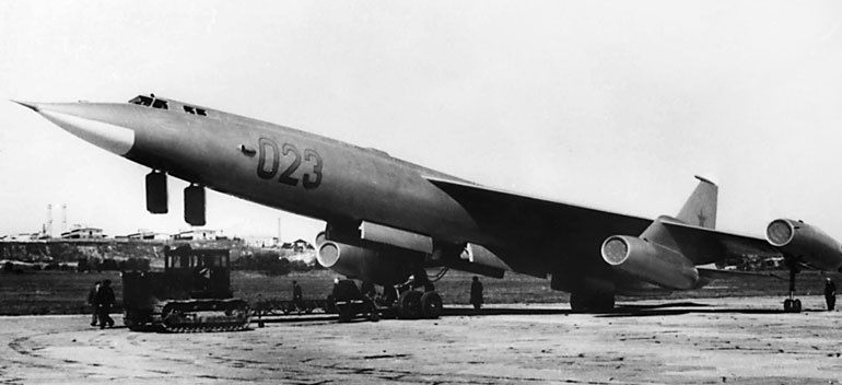 Иллюстрация к книге — Мясищев. Неудобный гений. Забытые победы советской авиации [i_099.jpg]