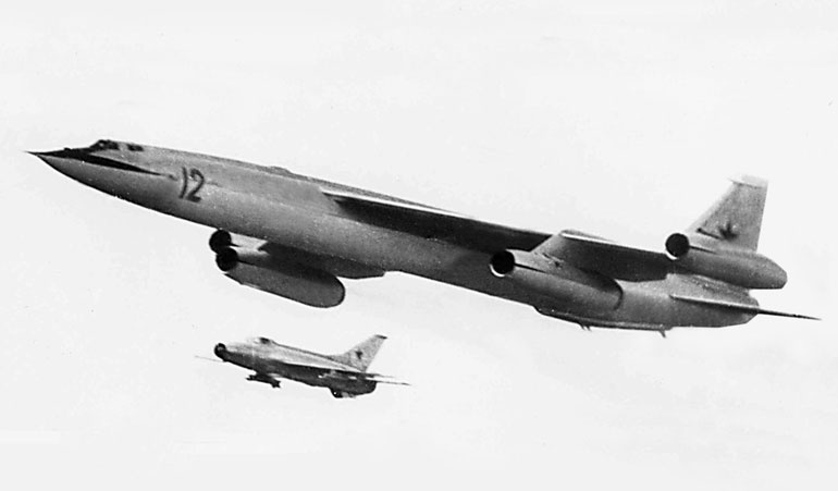 Иллюстрация к книге — Мясищев. Неудобный гений. Забытые победы советской авиации [i_100.jpg]