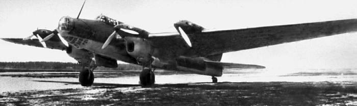 Иллюстрация к книге — Боевые самолеты Туполева [bsamtyp1_img_044.jpg]