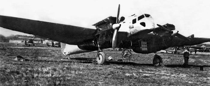 Иллюстрация к книге — Боевые самолеты Туполева [bsamtyp1_img_052.jpg]