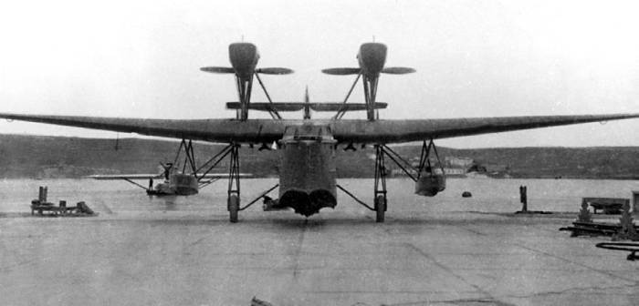 Иллюстрация к книге — Боевые самолеты Туполева [bsamtyp1_img_061.jpg]