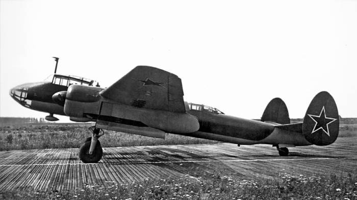 Иллюстрация к книге — Боевые самолеты Туполева [bsamtyp1_img_078.jpg]