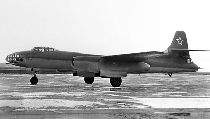 Иллюстрация к книге — Боевые самолеты Туполева [bsamtyp1_img_110.jpg]