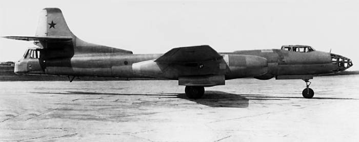Иллюстрация к книге — Боевые самолеты Туполева [bsamtyp1_img_111.jpg]