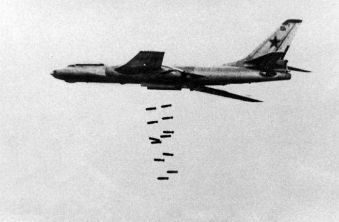 Иллюстрация к книге — Боевые самолеты Туполева [bsamtyp1_img_132.jpg]