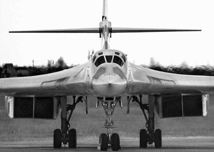 Иллюстрация к книге — Боевые самолеты Туполева [bsamtyp1_img_170.jpg]