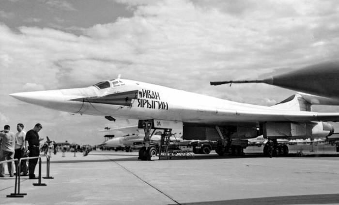 Иллюстрация к книге — Боевые самолеты Туполева [bsamtyp1_img_172.jpg]