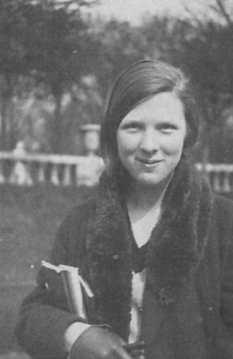 Иллюстрация к книге — Я видела детство и юность XX века [i_010.jpg]