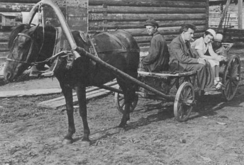 Иллюстрация к книге — Я видела детство и юность XX века [i_018.jpg]