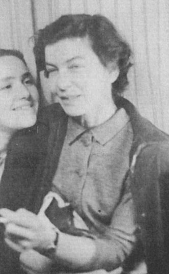 Иллюстрация к книге — Я видела детство и юность XX века [i_043.jpg]