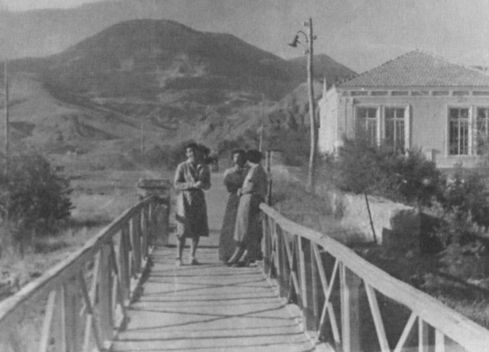 Иллюстрация к книге — Я видела детство и юность XX века [i_047.jpg]