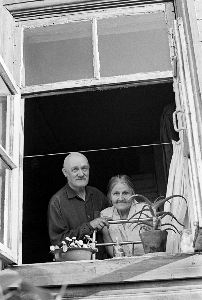 Иллюстрация к книге — Художник Оскар Рабин. Запечатленная судьба [b00000112.png.jpg]