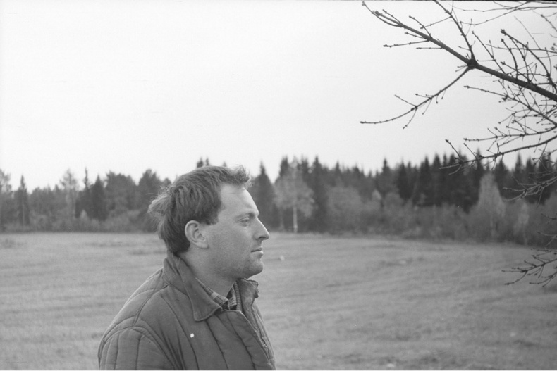 Иллюстрация к книге — Художник Оскар Рабин. Запечатленная судьба [b00000172.png.jpg]