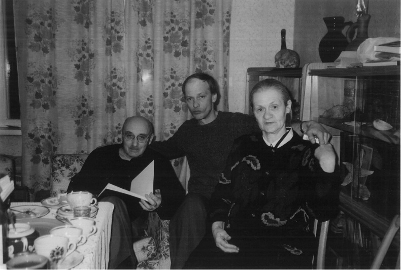 Иллюстрация к книге — Художник Оскар Рабин. Запечатленная судьба [b00000269.png.jpg]