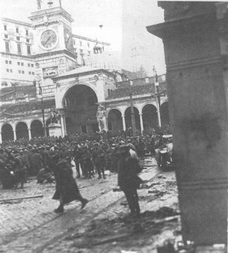 Иллюстрация к книге — Первая мировая в 211 эпизодах [i_037.jpg]