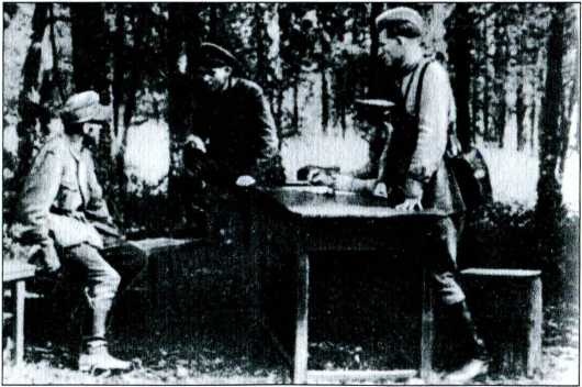 Иллюстрация к книге — Супермены Сталина. Диверсанты Страны Советов [i_005.jpg]