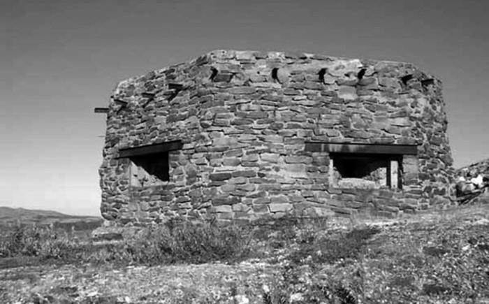 Иллюстрация к книге — Все укрепрайоны и оборонительные линии Второй Мировой [i_072.jpg]