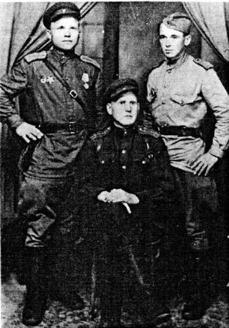 Иллюстрация к книге — 891 день в пехоте [i_066.jpg]