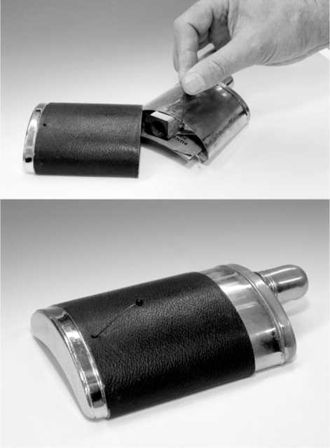 Иллюстрация к книге — Шпионский арсенал. История оперативной техники спецслужб [image102.jpg]