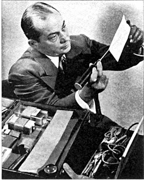 Иллюстрация к книге — Шпионский арсенал. История оперативной техники спецслужб [image111.jpg]